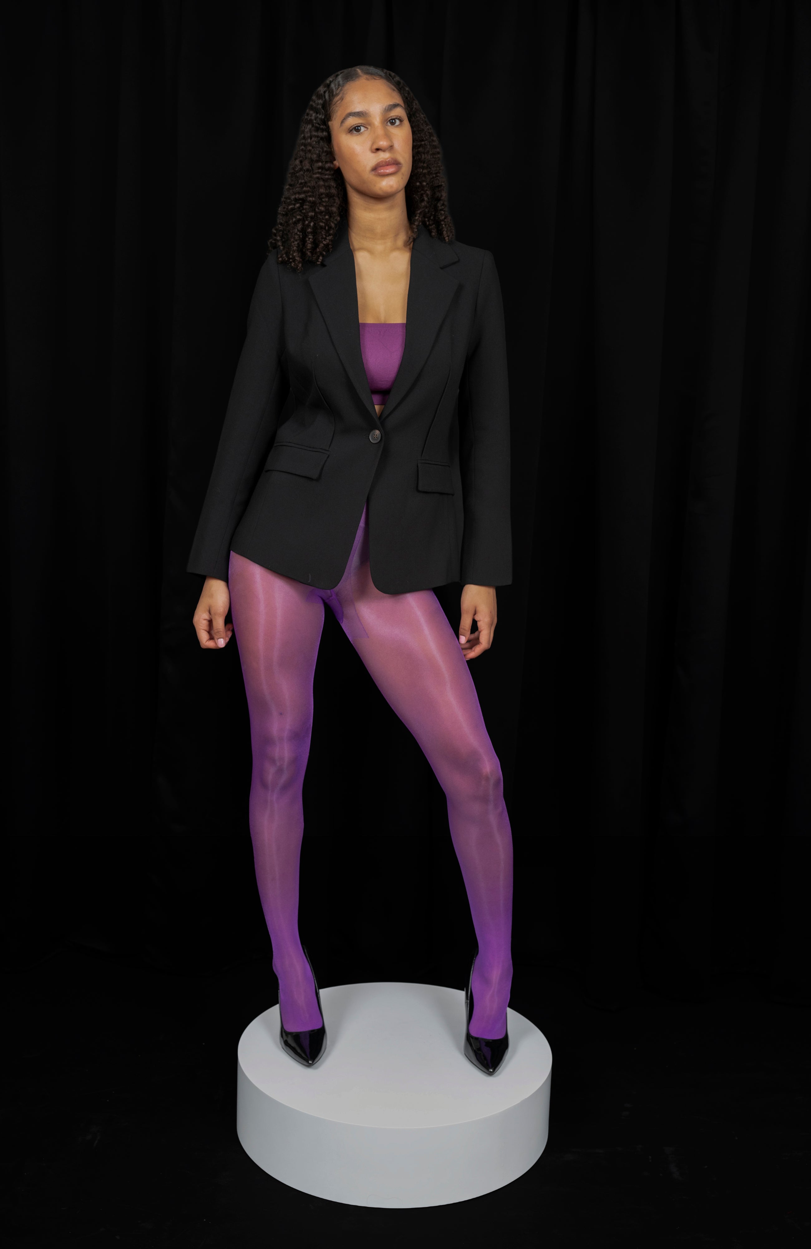 LECHERY® LUSTROUS SILKY SHINY 20 DENIER PANTYHOSE • PURPLE