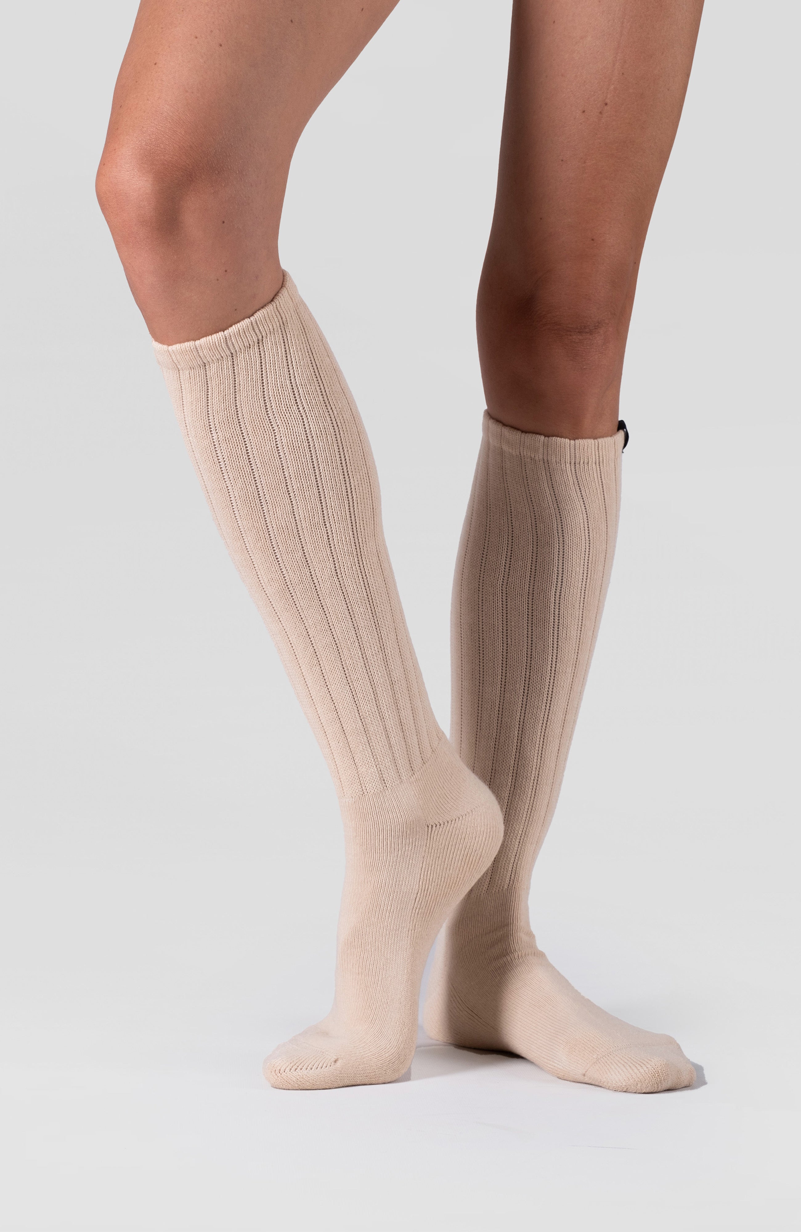 LECHERY® UNISEX SCRUNCH SLOUCHY SOCKS • IVORY