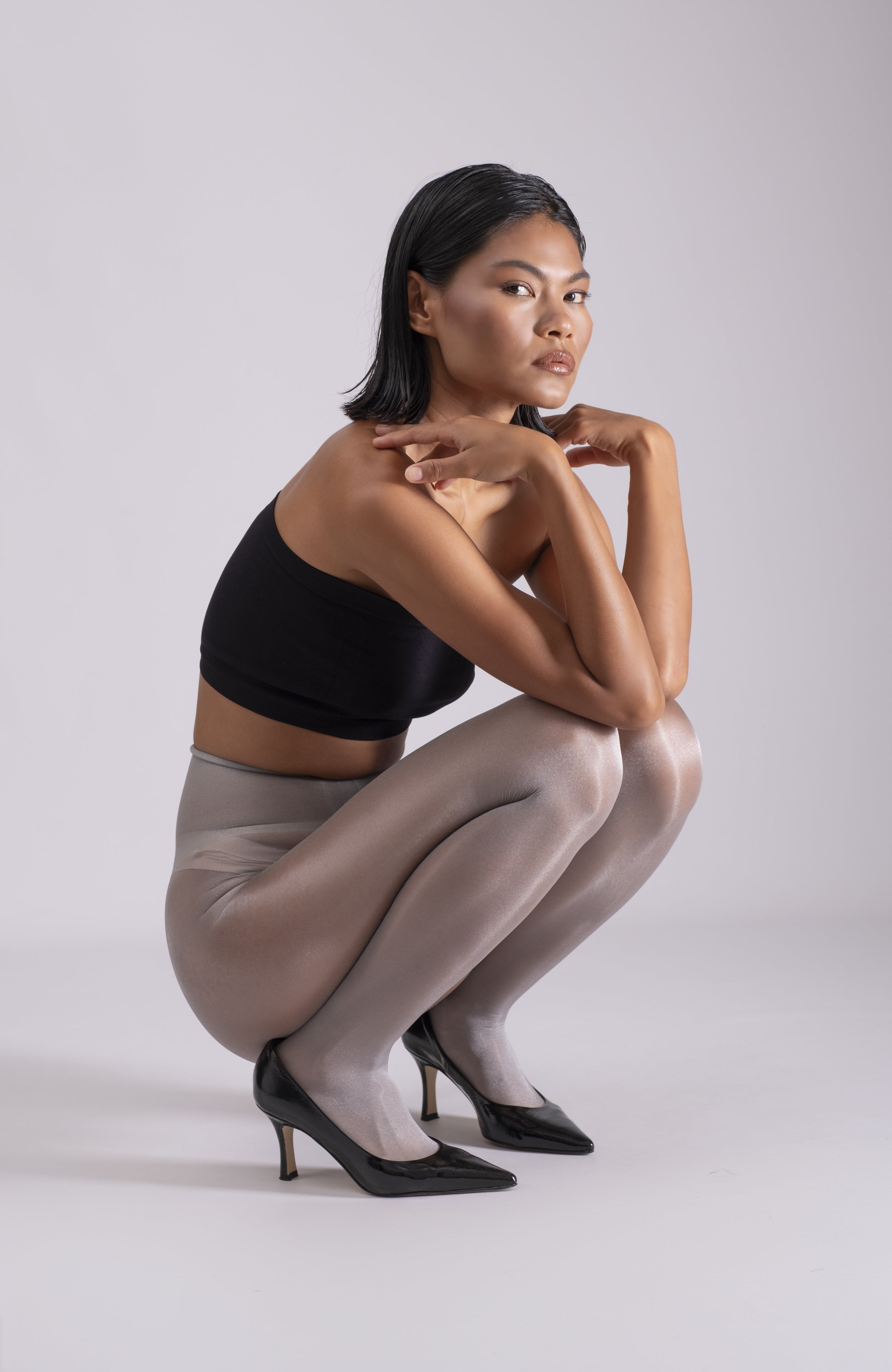 LECHERY® LUSTROUS SILKY SHINY 20 DENIER PANTYHOSE - GREY